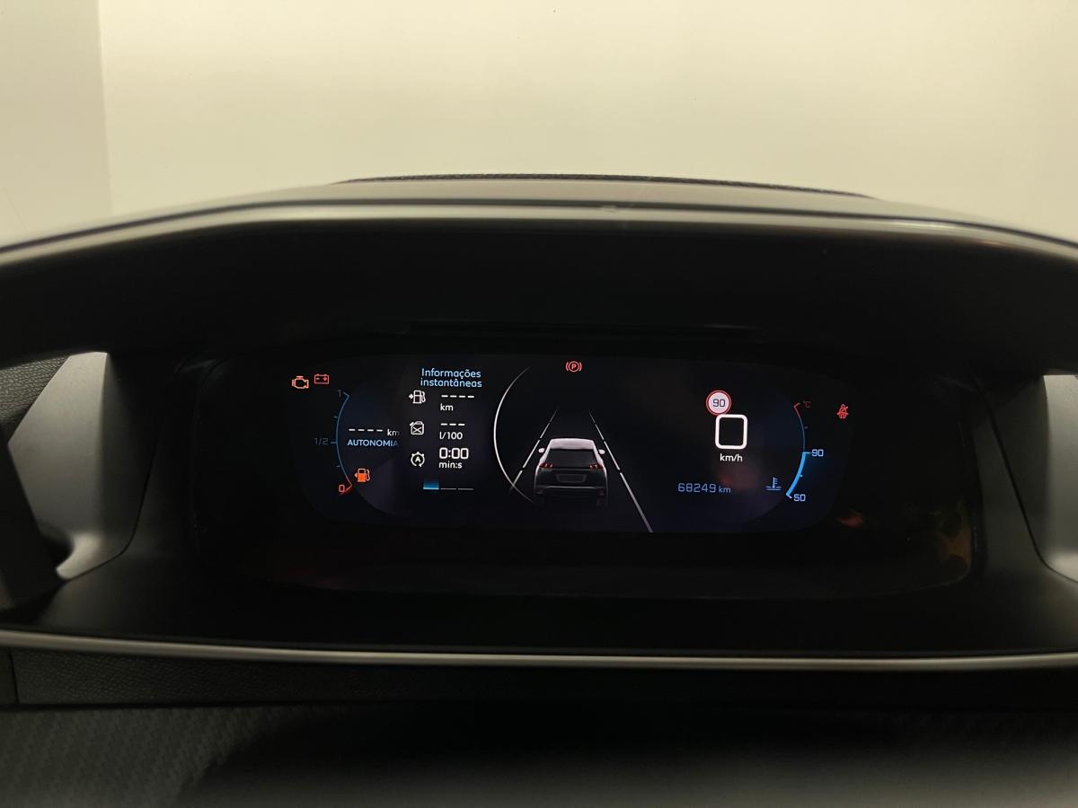 peugeot-2008-2023-gasolina-1199cc