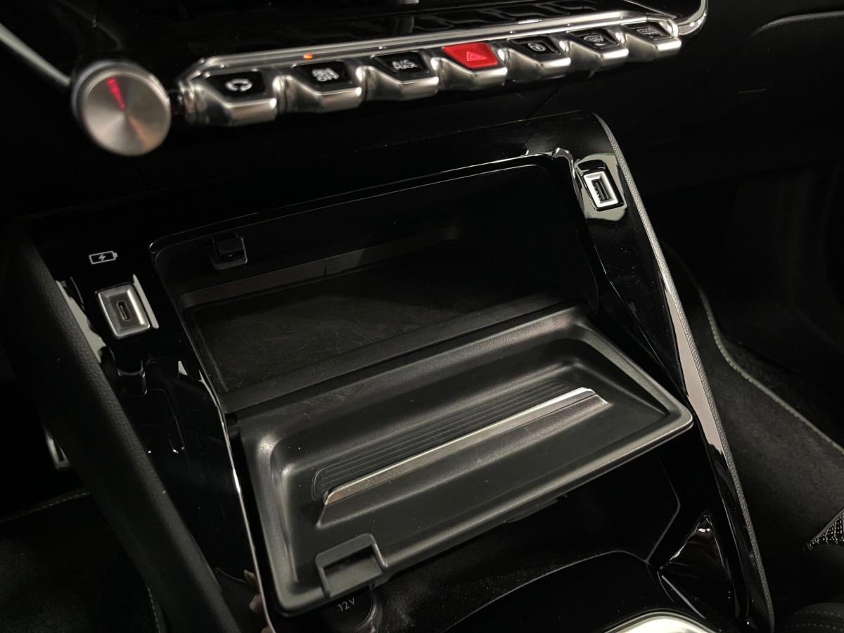 peugeot-2008-2023-gasolina-1199cc