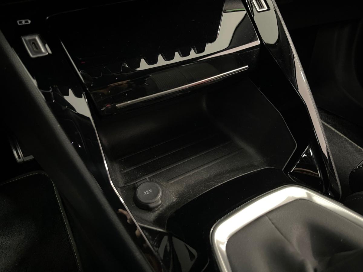 peugeot-2008-2023-gasolina-1199cc