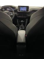 peugeot-2008-2023-gasolina-1199cc