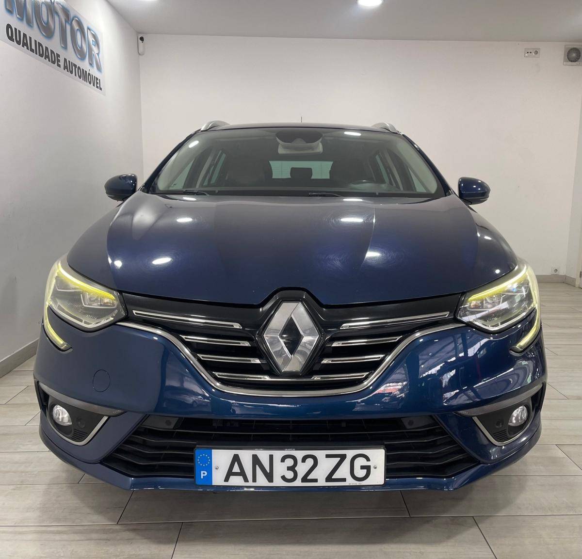 renault-megane-sport-tourer-2017-diesel-1461cc