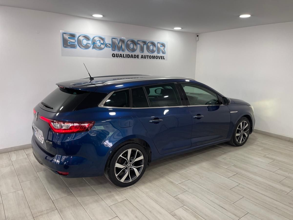 renault-megane-sport-tourer-2017-diesel-1461cc