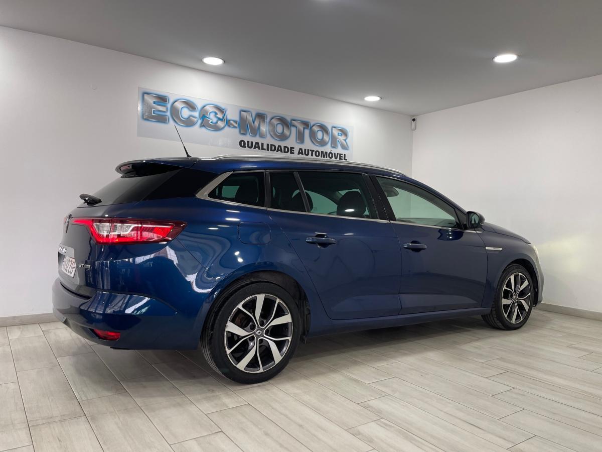 renault-megane-sport-tourer-2017-diesel-1461cc