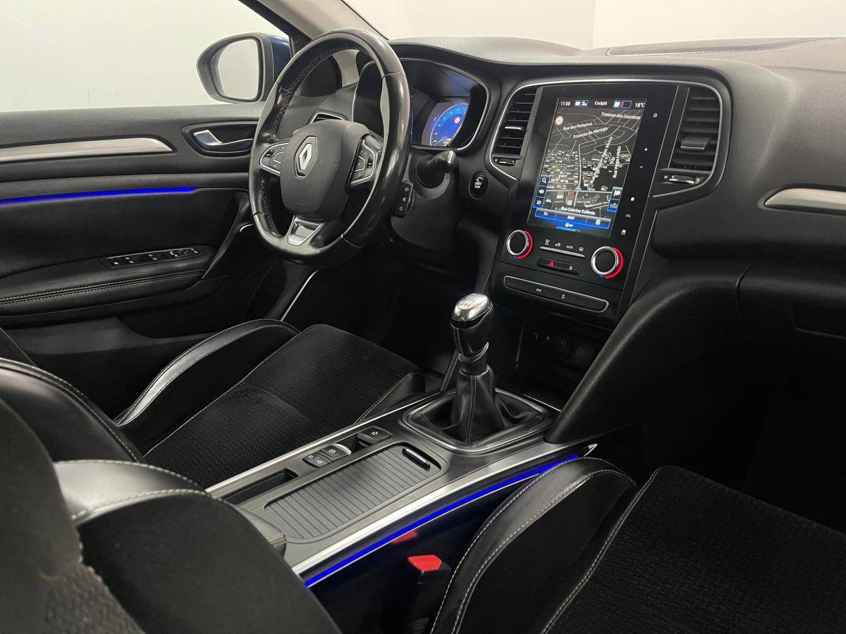renault-megane-sport-tourer-2017-diesel-1461cc