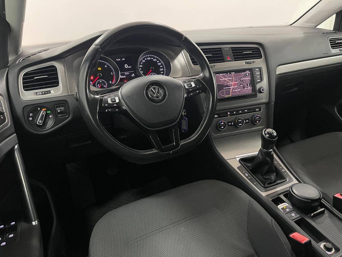 volkswagen-golf-variant-2017-diesel-1598cc