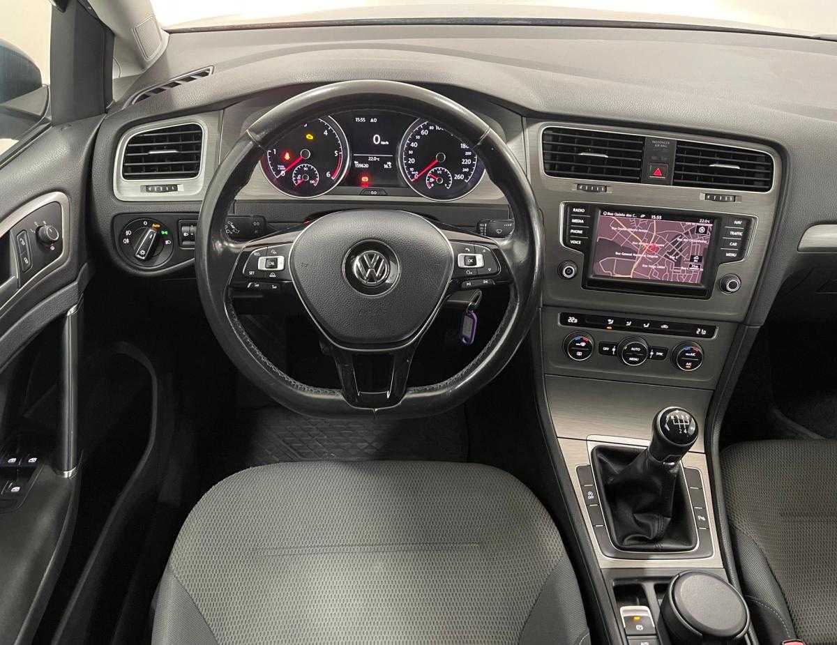 volkswagen-golf-variant-2017-diesel-1598cc