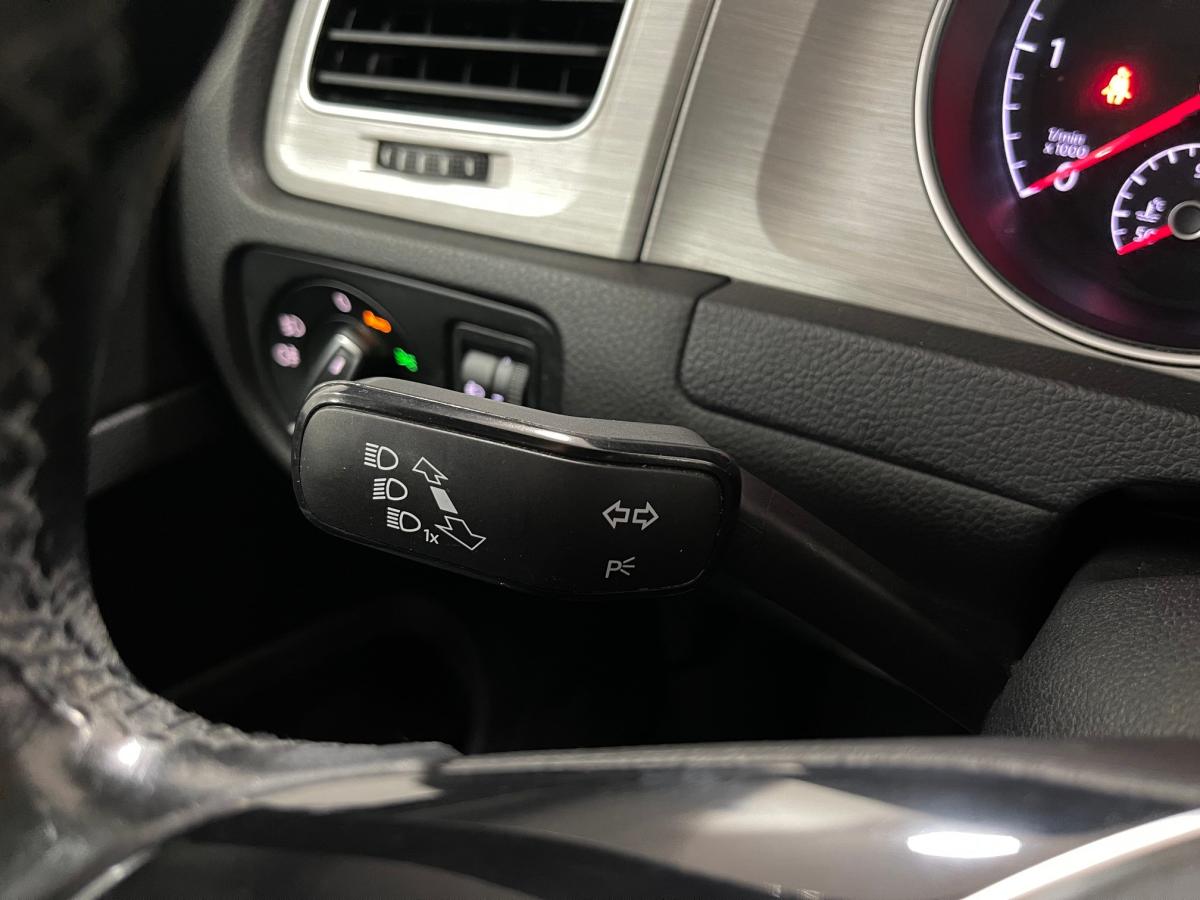 volkswagen-golf-variant-2017-diesel-1598cc