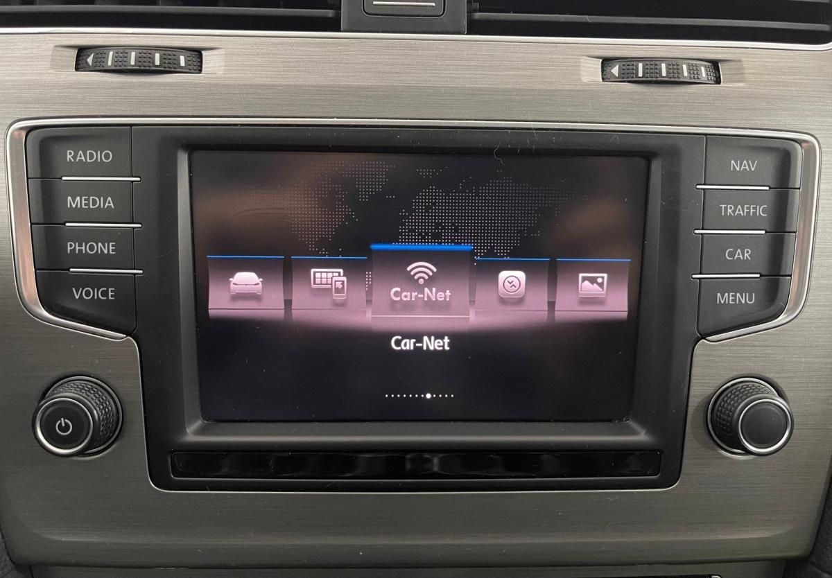 volkswagen-golf-variant-2017-diesel-1598cc
