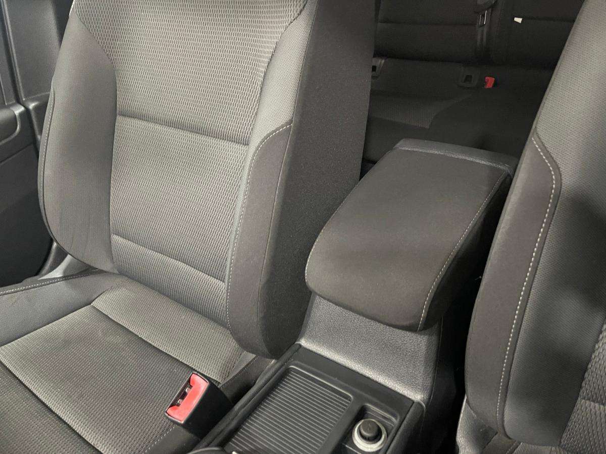 volkswagen-golf-variant-2017-diesel-1598cc