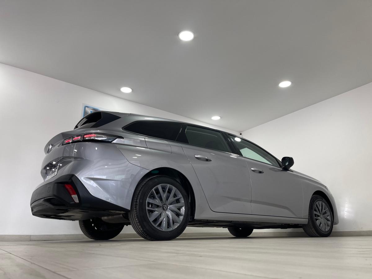 peugeot-308-sw-2022-gasolina-1199cc