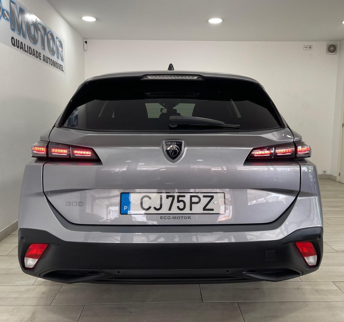 peugeot-308-sw-2022-gasolina-1199cc