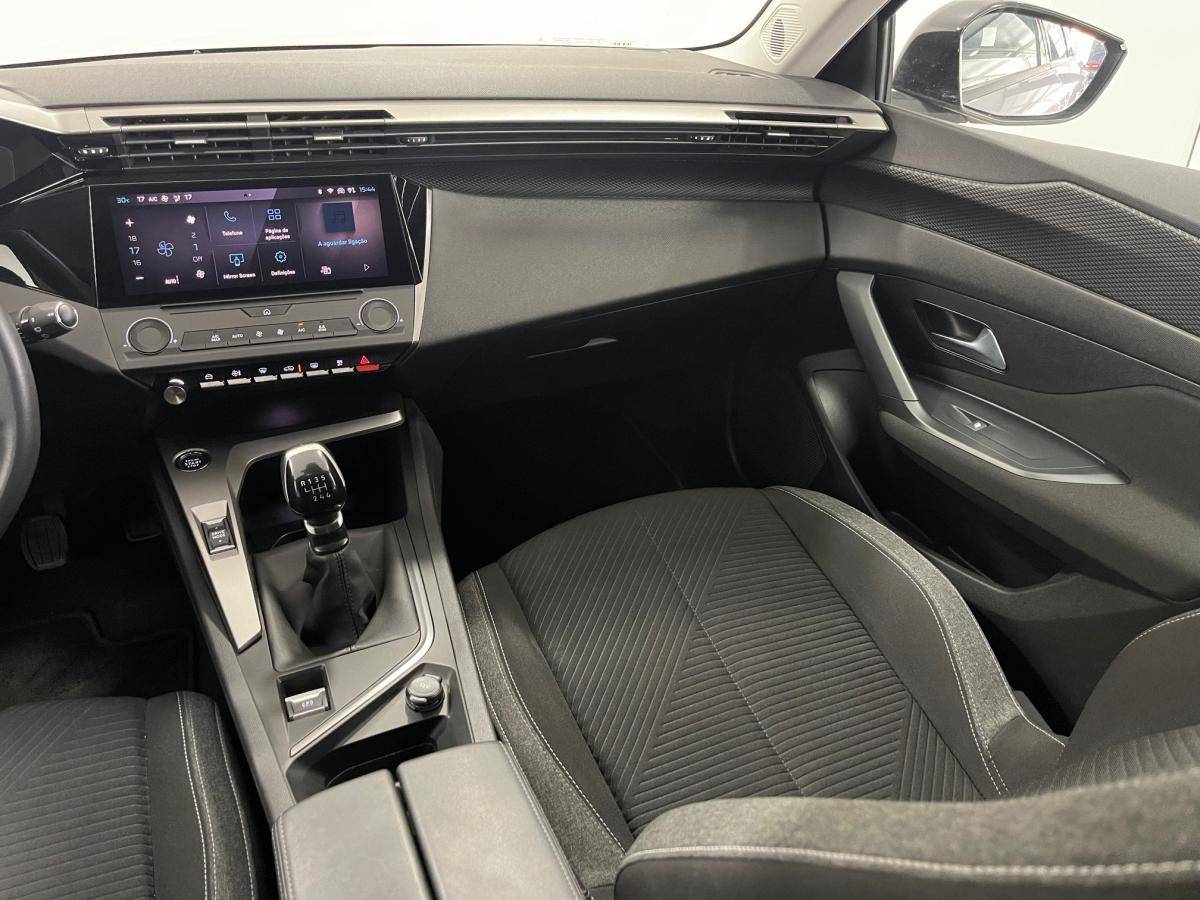 peugeot-308-sw-2022-gasolina-1199cc