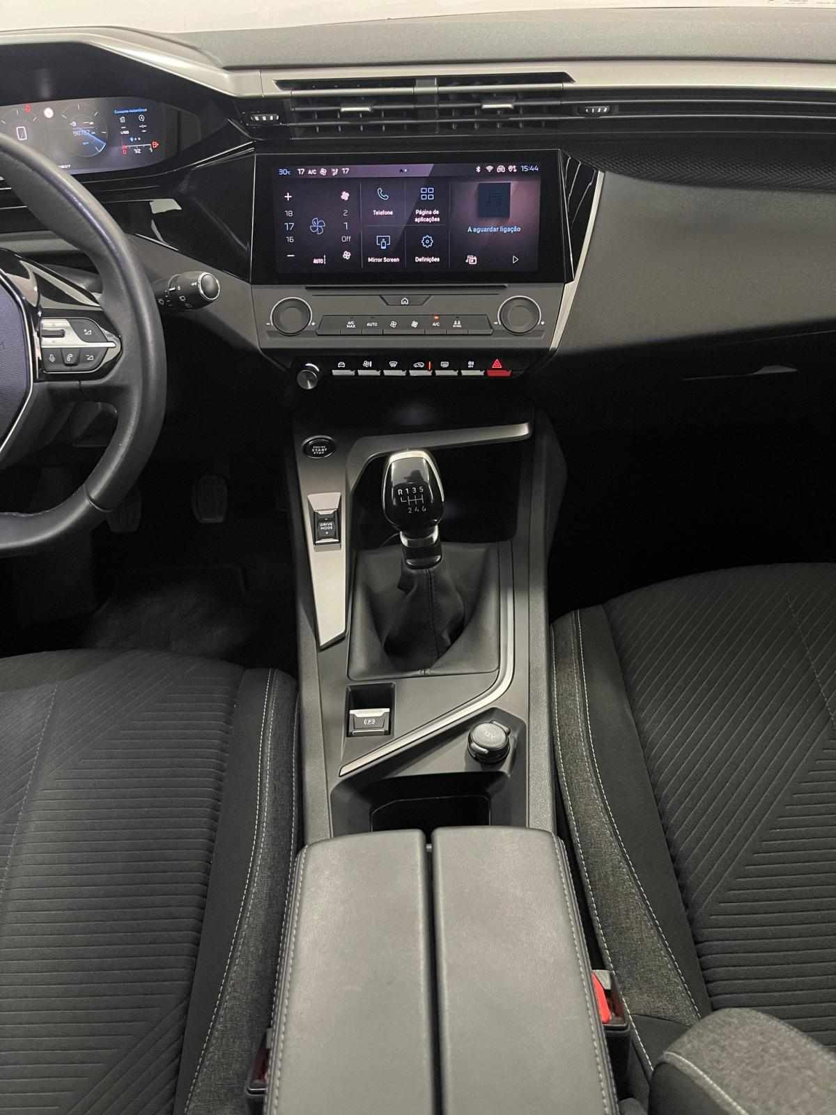peugeot-308-sw-2022-gasolina-1199cc