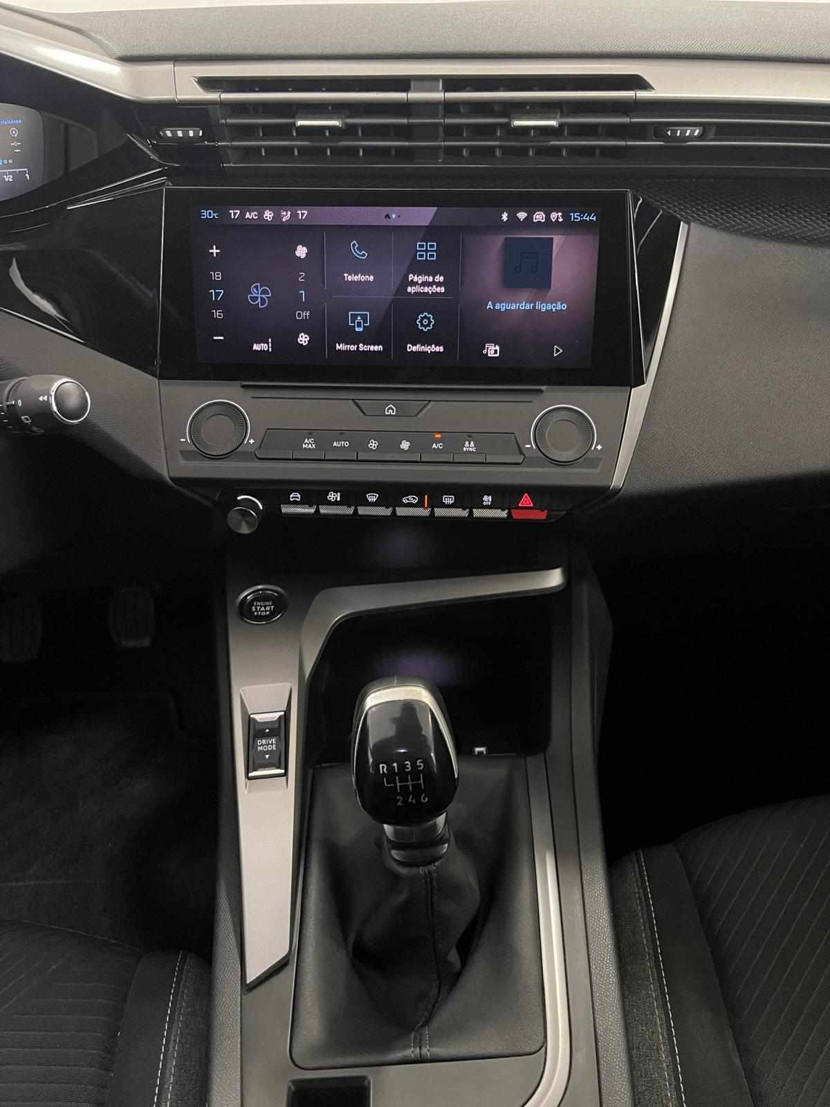 peugeot-308-sw-2022-gasolina-1199cc
