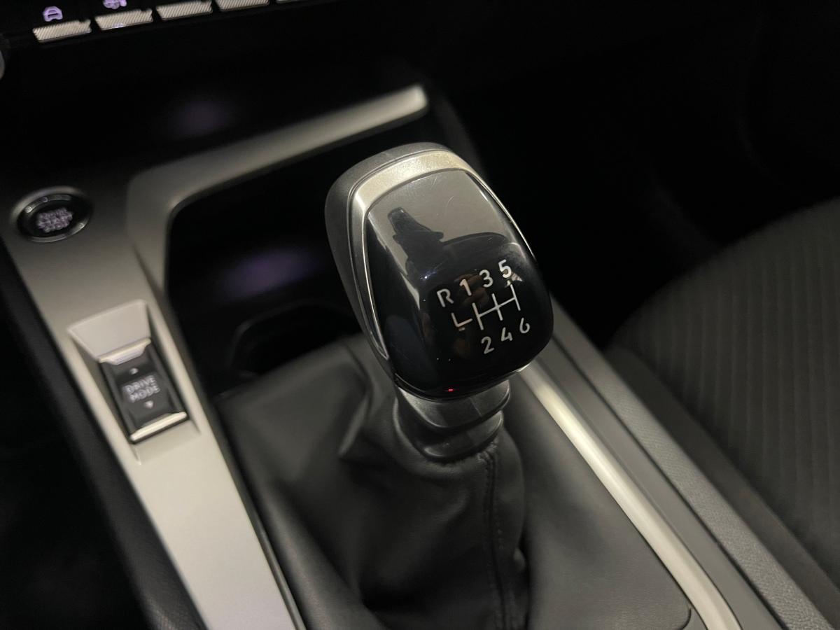 peugeot-308-sw-2022-gasolina-1199cc