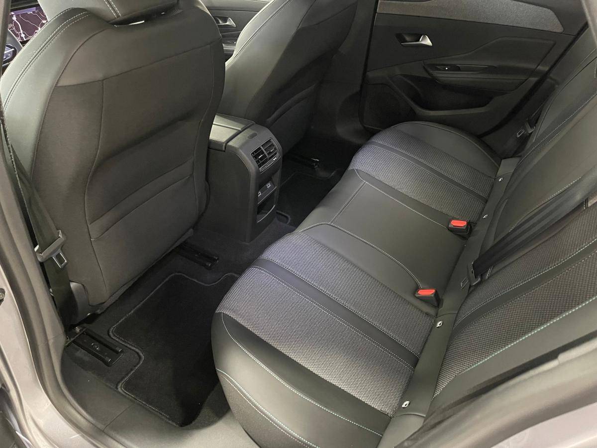 peugeot-308-sw-2023-diesel-1499cc