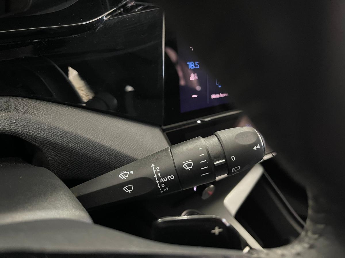 peugeot-308-sw-2023-diesel-1499cc