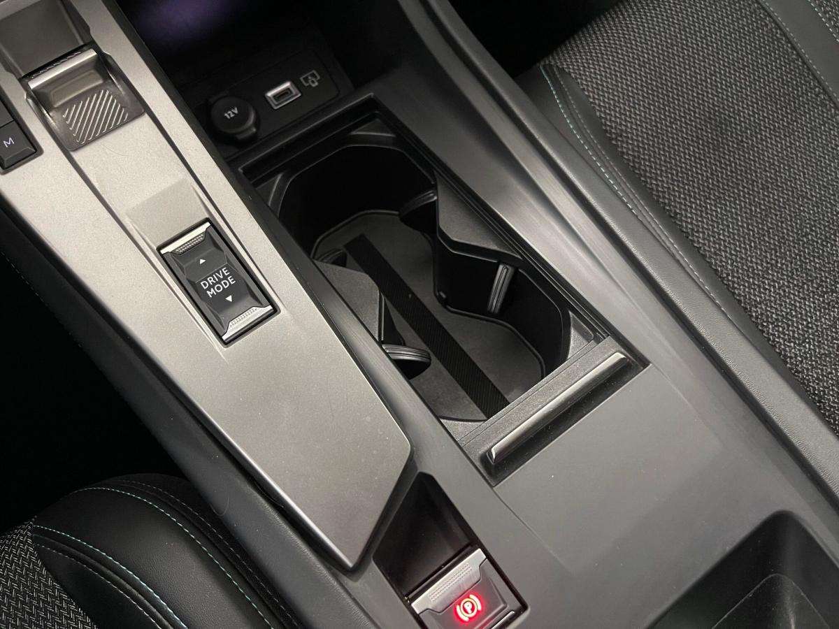 peugeot-308-sw-2023-diesel-1499cc