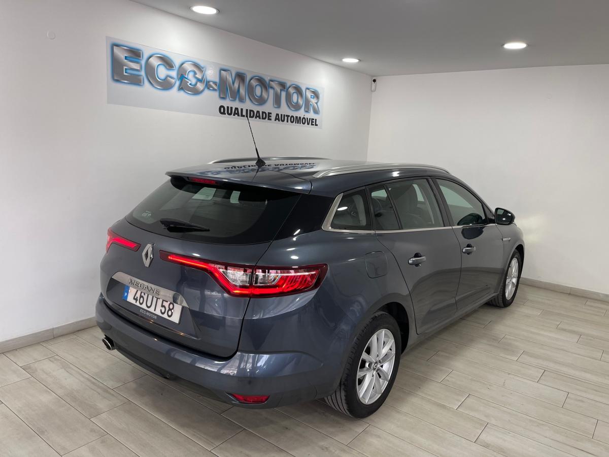 renault-megane-sport-tourer-2017-diesel-1598cc