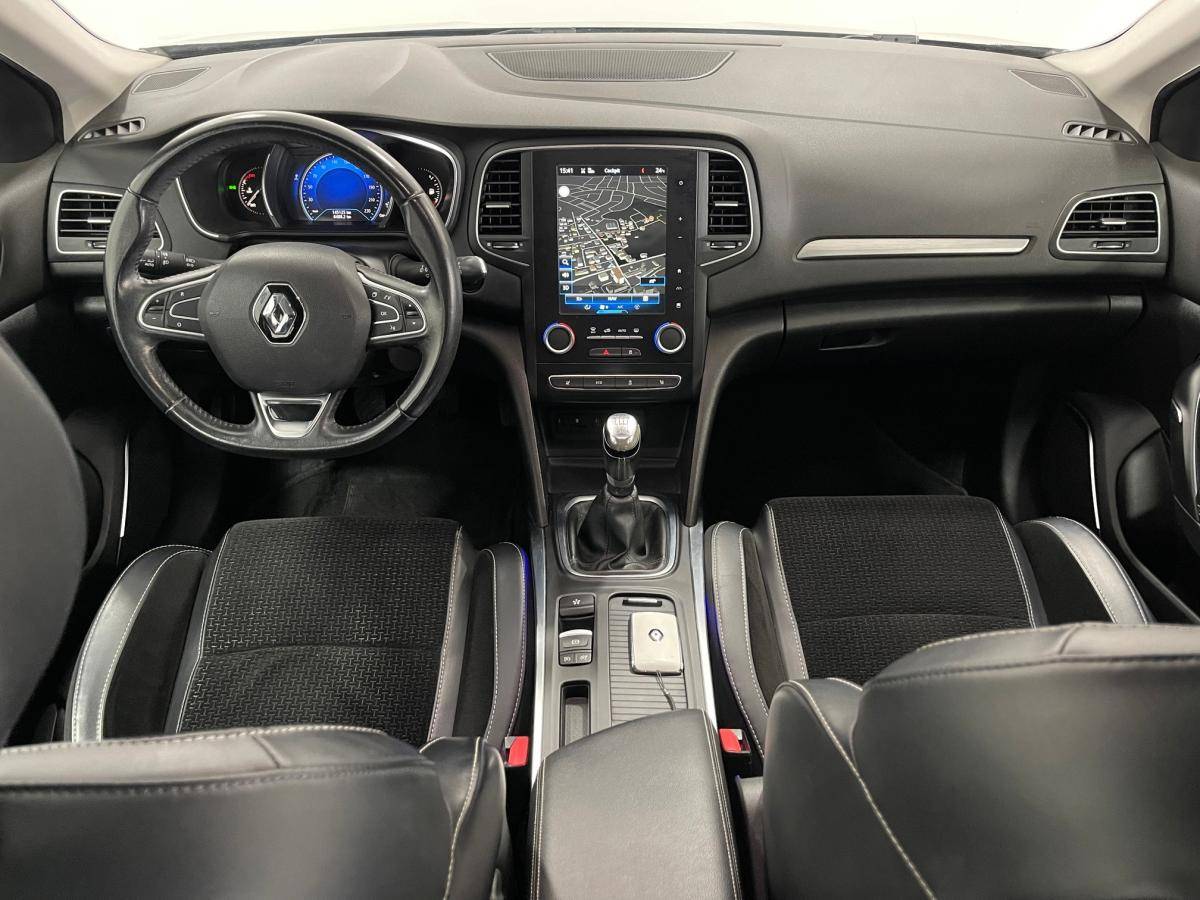 renault-megane-sport-tourer-2017-diesel-1598cc