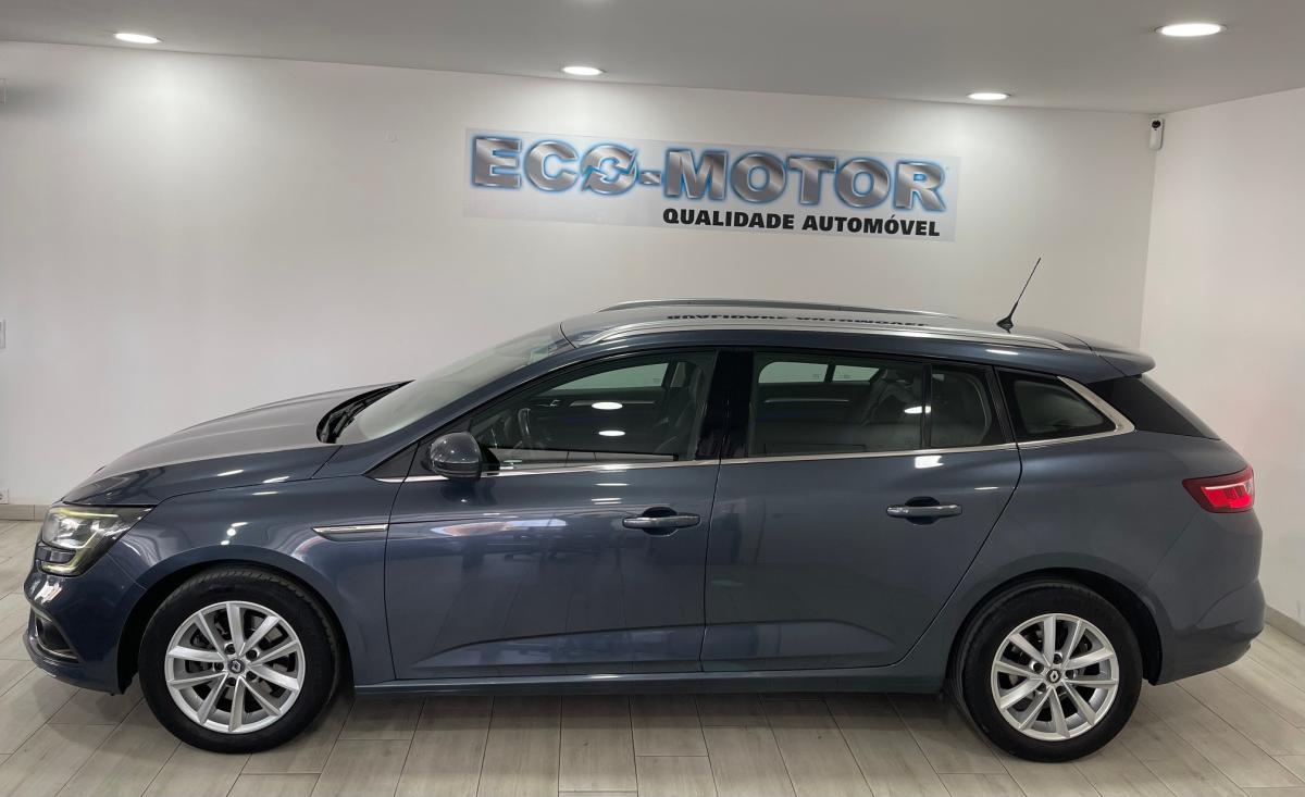 renault-megane-sport-tourer-2017-diesel-1598cc