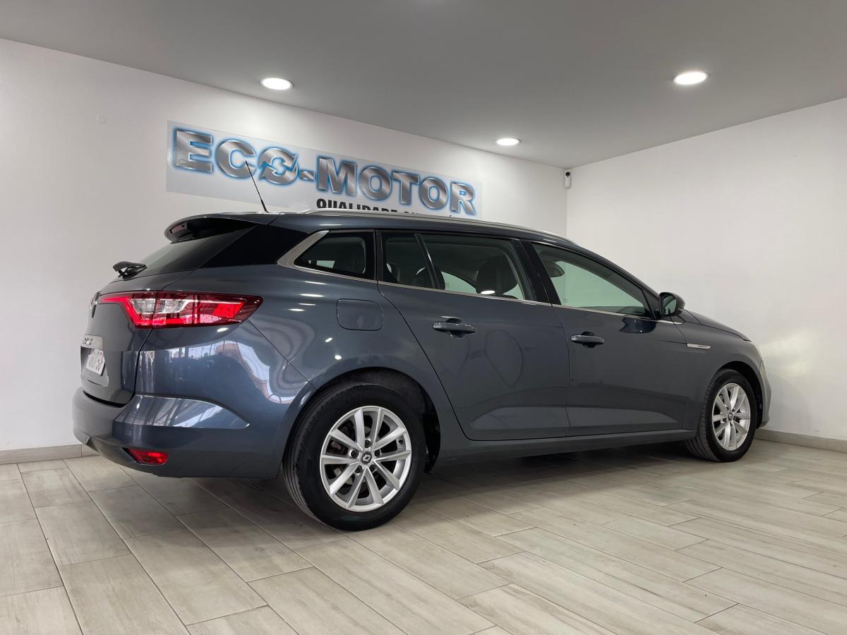 renault-megane-sport-tourer-2017-diesel-1598cc