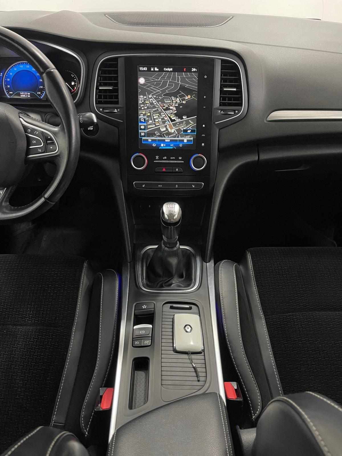 renault-megane-sport-tourer-2017-diesel-1598cc