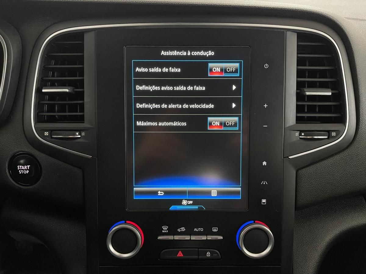 renault-megane-sport-tourer-2017-diesel-1598cc