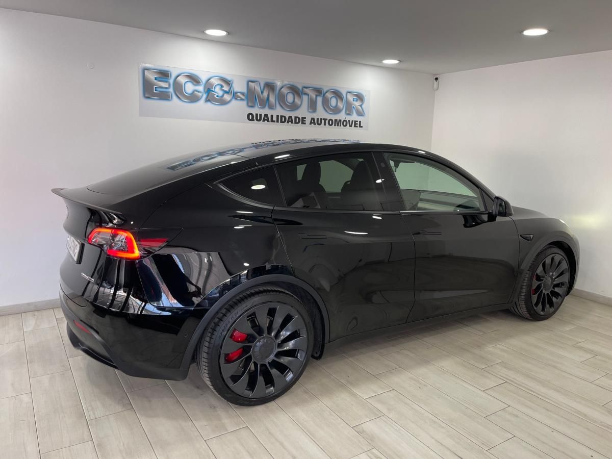 tesla-model-y-2022-eletrico-0cc
