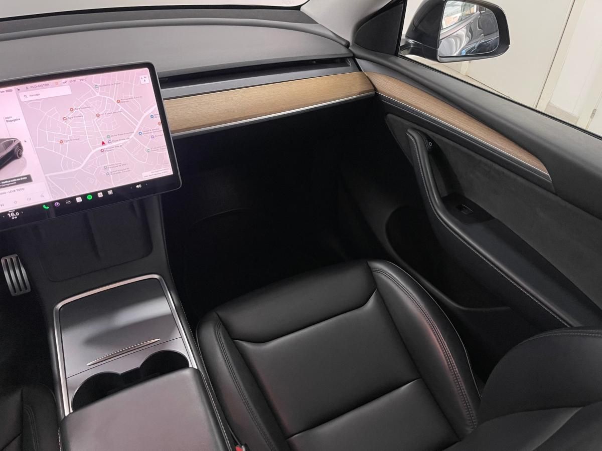 tesla-model-y-2022-eletrico-0cc