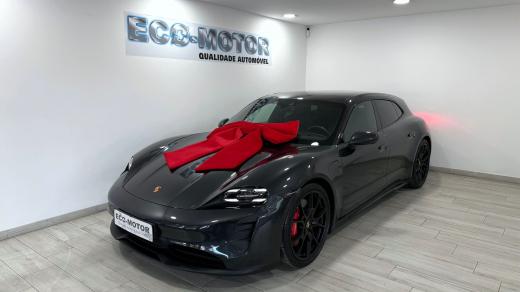 porsche-taycan-2022-eletrico-500cc