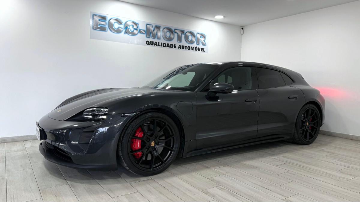 porsche-taycan-2022-eletrico-500cc