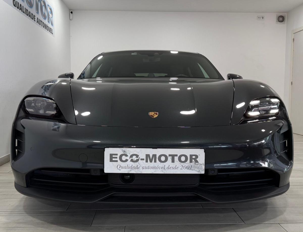 porsche-taycan-2022-eletrico-500cc