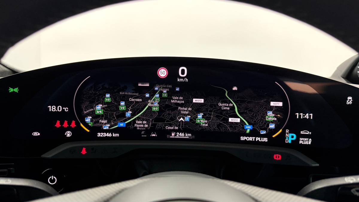 porsche-taycan-2022-eletrico-500cc