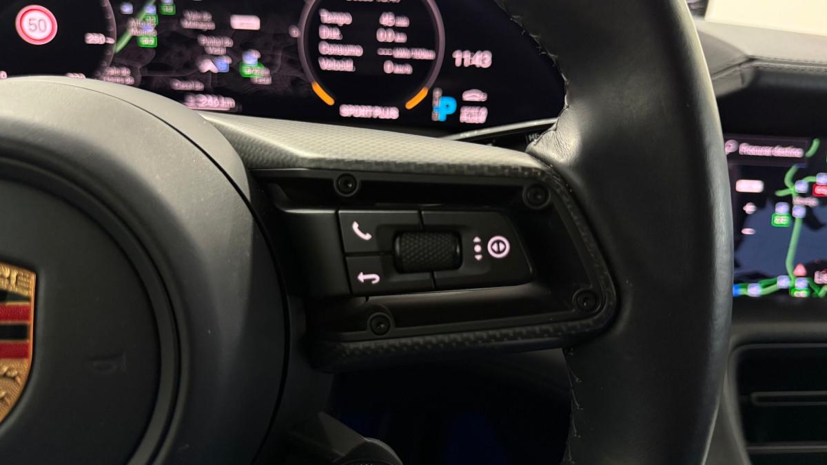 porsche-taycan-2022-eletrico-500cc