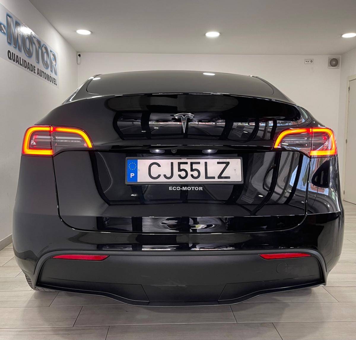 tesla-model-y-2023-eletrico-500cc