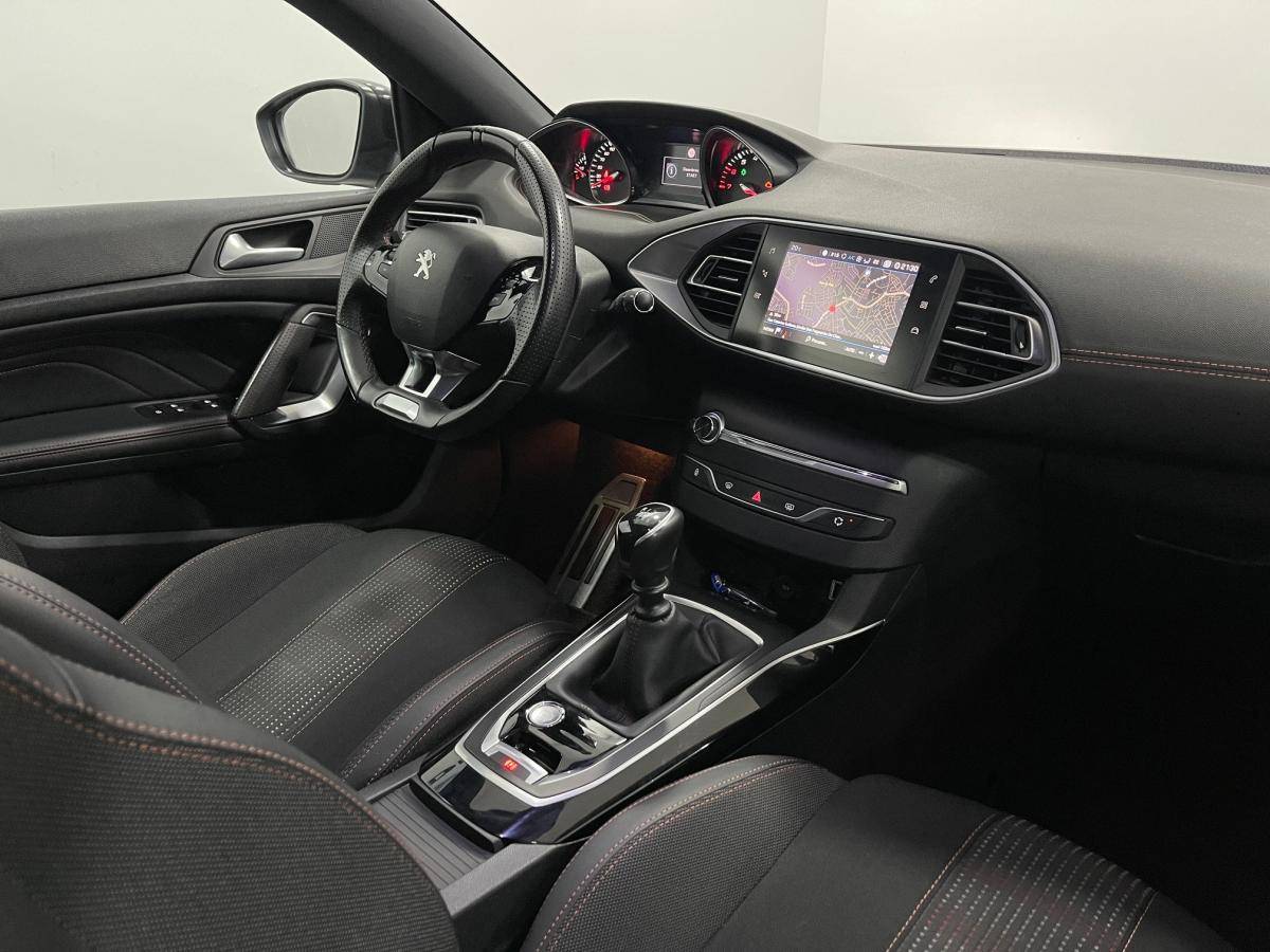 peugeot-308-2020-gasolina-1199cc