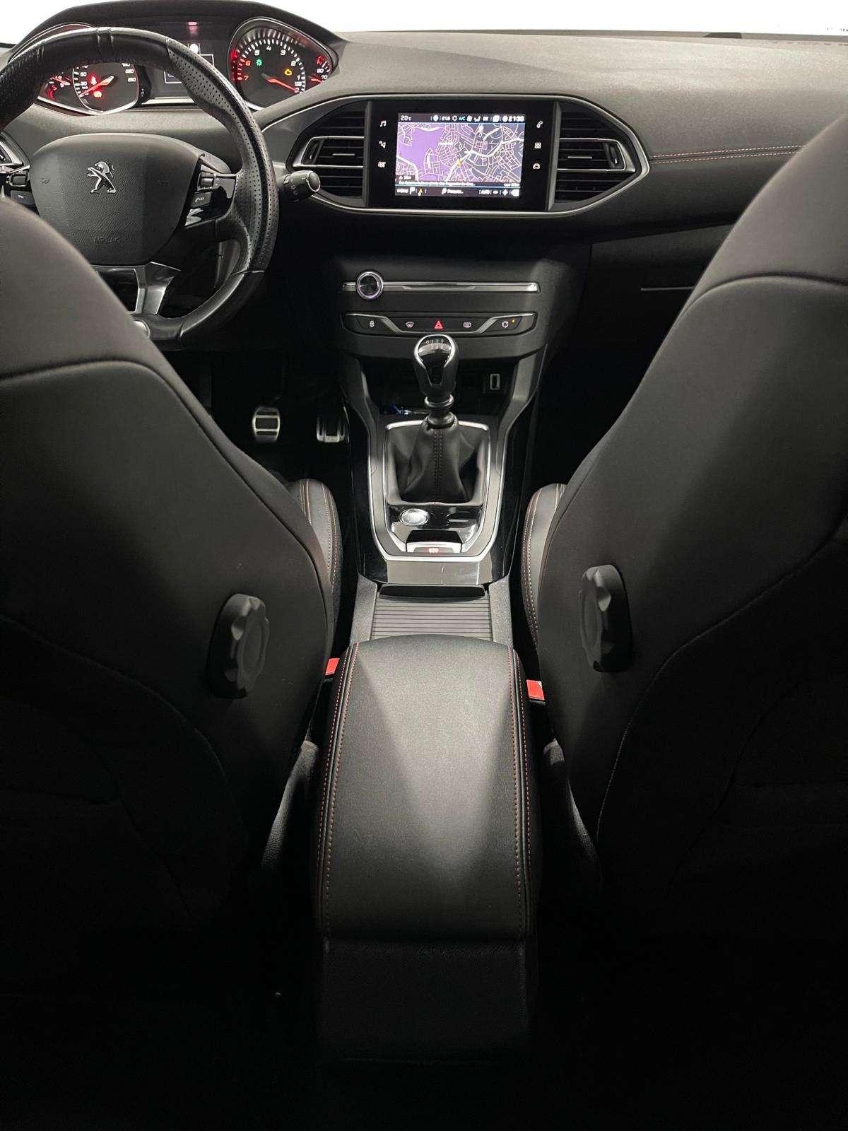 peugeot-308-2020-gasolina-1199cc