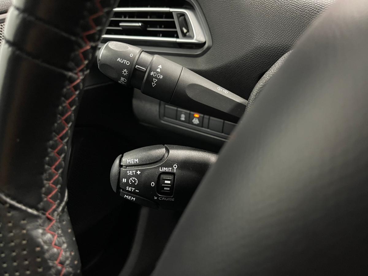 peugeot-308-2020-gasolina-1199cc