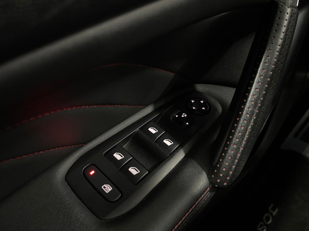 peugeot-308-2020-gasolina-1199cc
