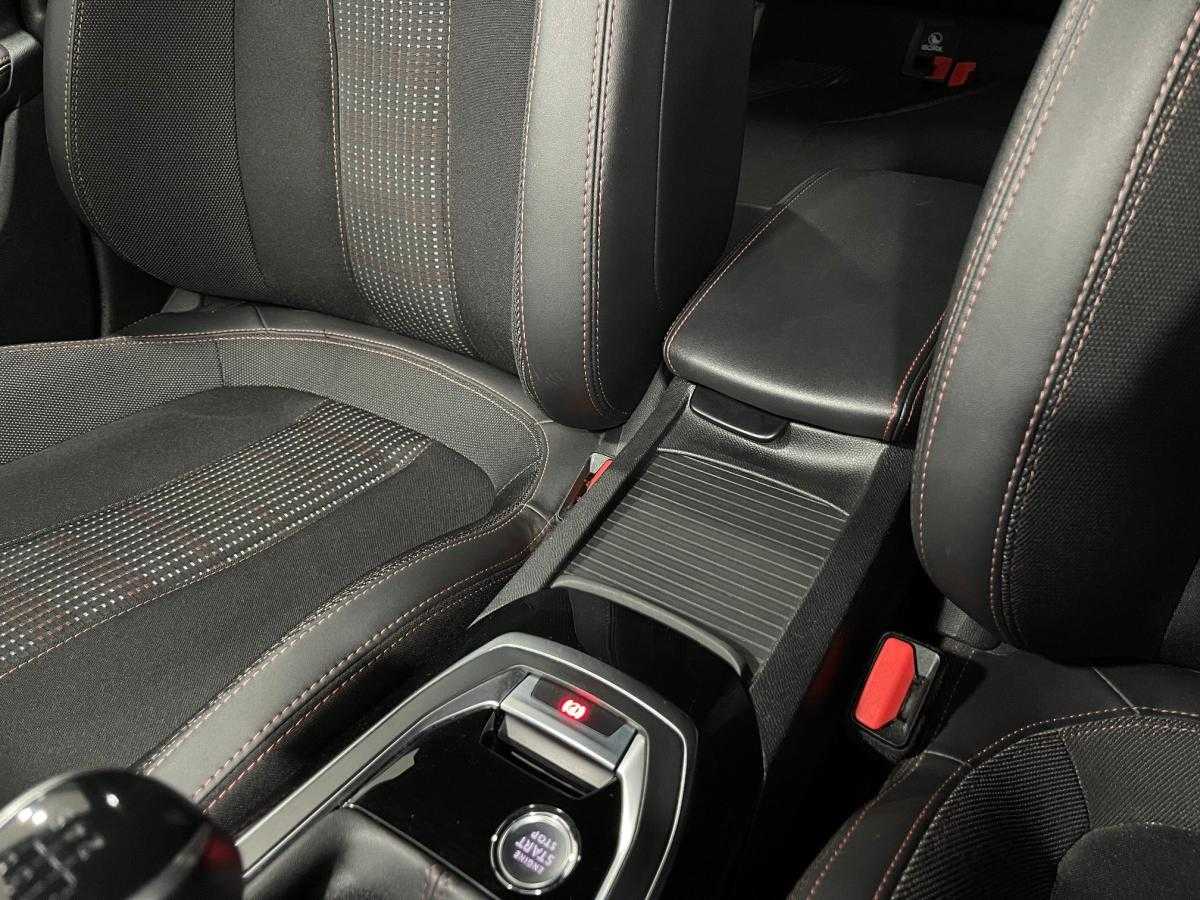 peugeot-308-2020-gasolina-1199cc