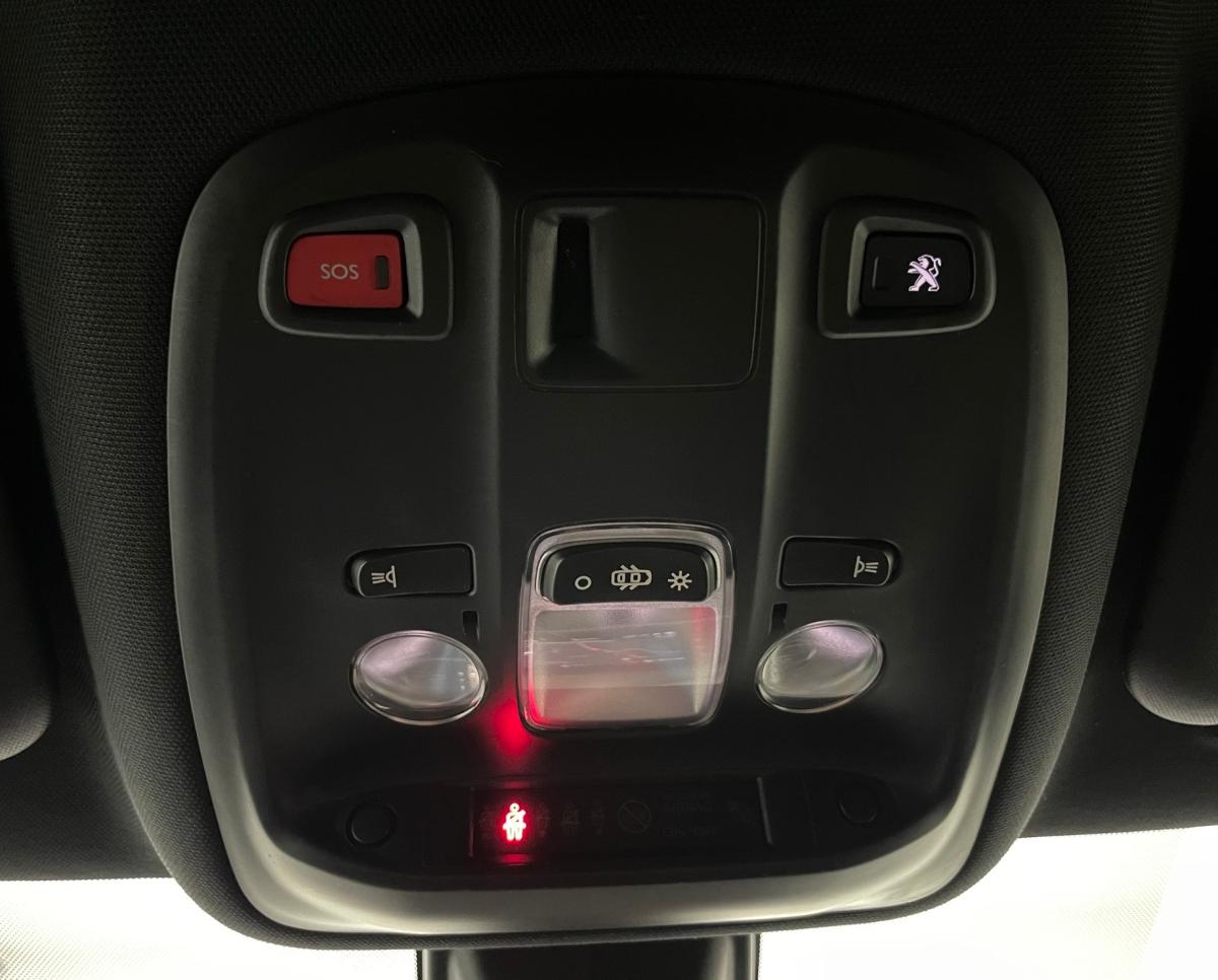 peugeot-308-2020-gasolina-1199cc