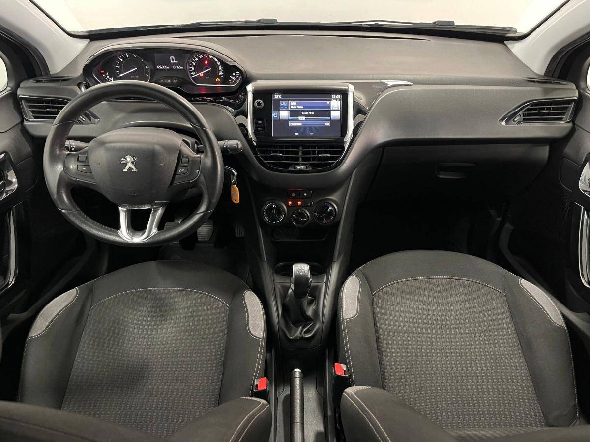 peugeot-208-2015-gasolina-1199cc
