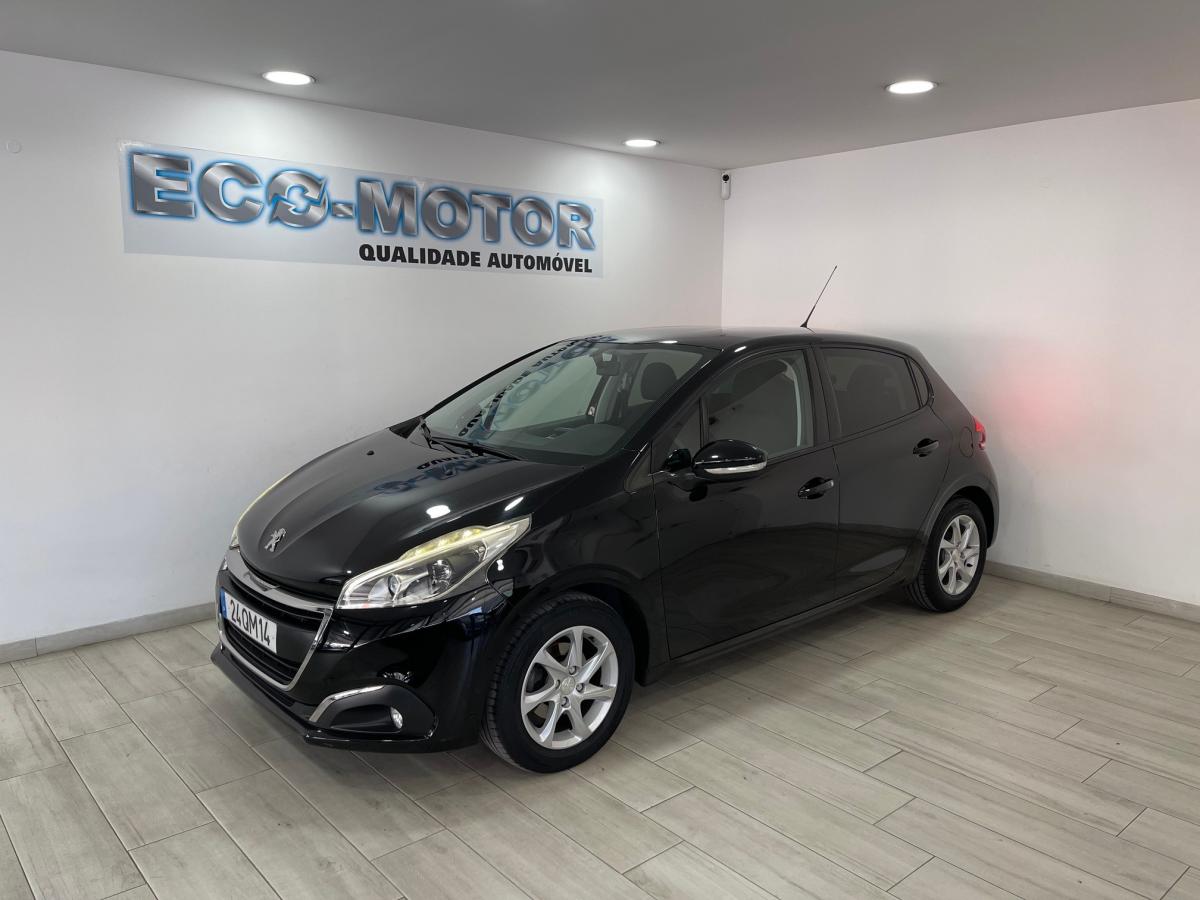 peugeot-208-2015-gasolina-1199cc