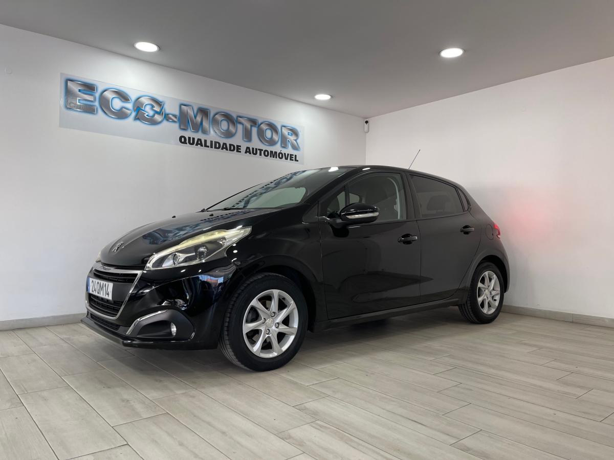 peugeot-208-2015-gasolina-1199cc