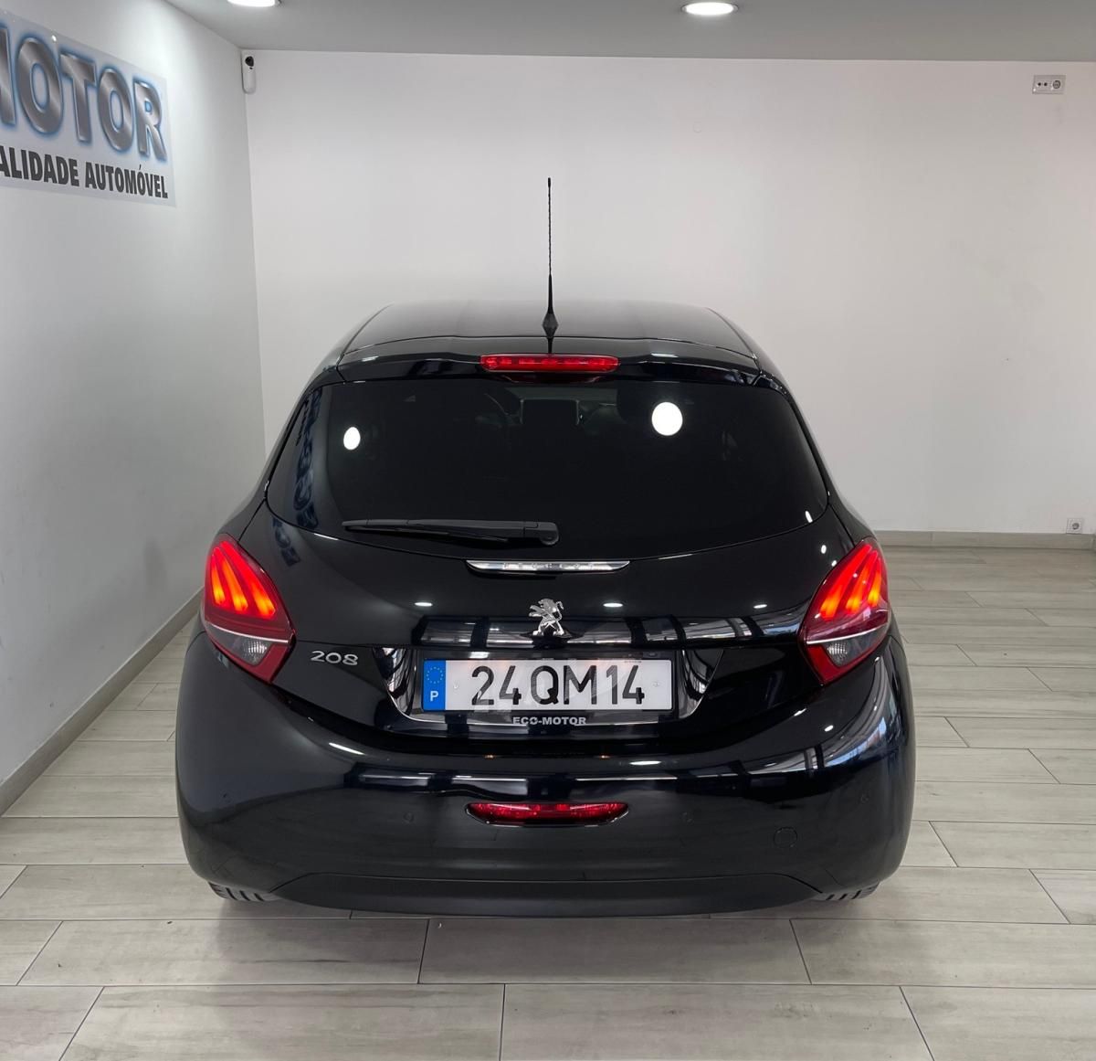 peugeot-208-2015-gasolina-1199cc