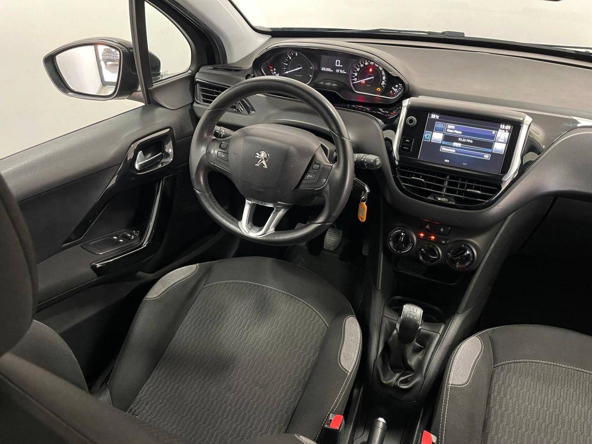 peugeot-208-2015-gasolina-1199cc