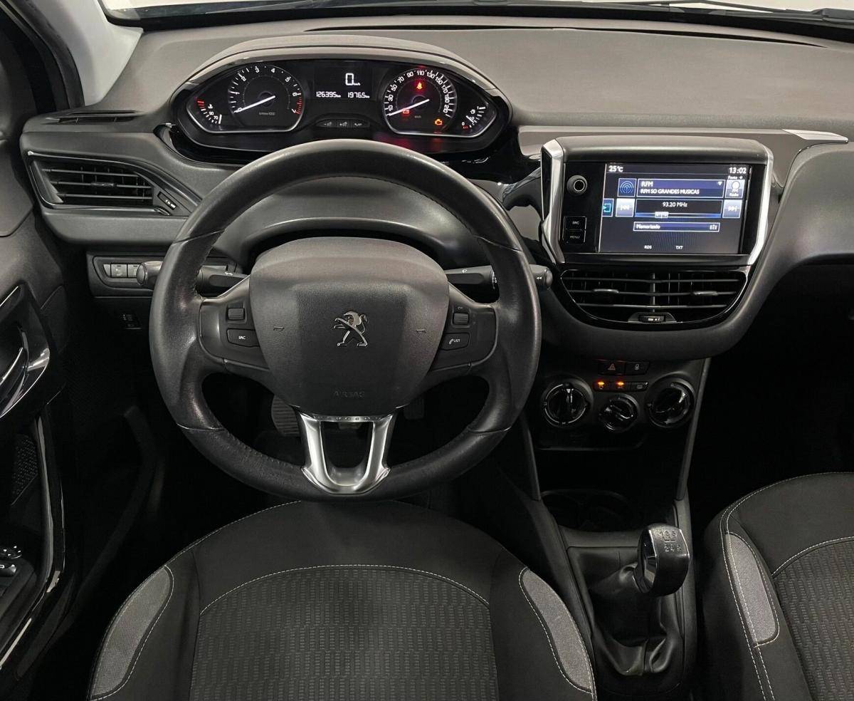 peugeot-208-2015-gasolina-1199cc