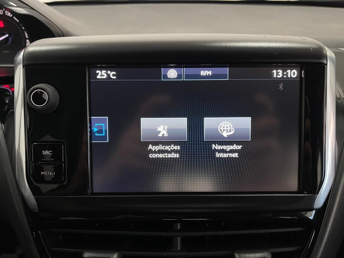 peugeot-208-2015-gasolina-1199cc