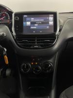 peugeot-208-2015-gasolina-1199cc